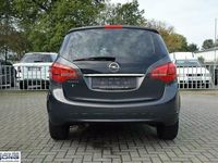 Gebraucht Opel Meriva Innovation 101 PS (74 kW) 2014 Silber metallic Van / Kleinbus