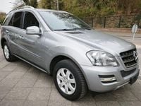Gebraucht Mercedes ML350 211 PS (155 kW) 2010 Silber SUV