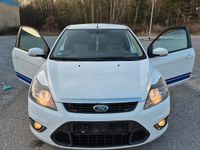 Gebraucht Ford Focus 116 PS (85 kW) 2010 Weiß Kleinwagen