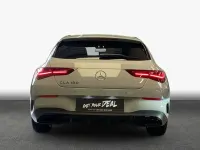 Gebraucht Mercedes CLA180 136 PS (100 kW) 2026 Manufaktur alpingrau uni Limousine