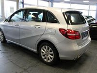 Gebraucht Mercedes B220 184 PS (135 kW) 2016 Silber Van / Kleinbus