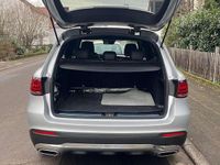 Gebraucht Mercedes GLC220 194 PS (142 kW) 2020 Silber SUV
