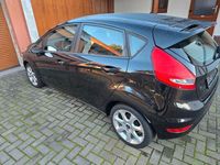 Gebraucht Ford Fiesta Champions Edition 82 PS (60 kW) 2012 Schwarz Kleinwagen