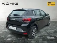 Używany Dacia Sandero Expression 91 KM (66 kW) 2025 Czarny Hatchback