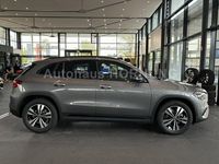 Gebraucht Mercedes GLA220 190 PS (139 kW) 2025 Mountaingrau  met. SUV