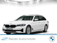 Gebraucht BMW 530 286 PS (210 kW) 2023 Alpinweiß uni Kombi