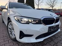 Gebraucht BMW 318 150 PS (110 kW) 2022 Weiß Kombi
