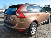 Gebraucht Volvo XC60 Kinetic 163 PS (119 kW) 2011 Braun SUV