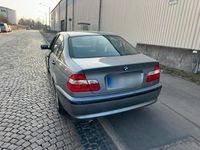 Gebraucht BMW 318 143 PS (105 kW) 2003 Grau Limousine