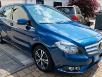Gebraucht Mercedes B180 109 PS (80 kW) 2012 Blau Kleinwagen