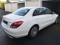 Gebraucht Mercedes C180 156 PS (114 kW) 2015 Weiß Limousine