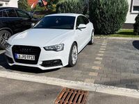 Gebraucht Audi A5 Sportback Design 190 PS (139 kW) 2015 Weiß Kleinwagen