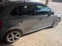 Gebraucht VW Polo 70 PS (51 kW) 2010 Grau Kleinwagen