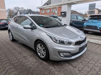 Gebraucht Kia Ceed Edition 7 135 PS (99 kW) 2013 (9s) kirunasilber met. Kleinwagen