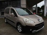 Gebraucht Peugeot Partner Tepee Family 109 PS (80 kW) 2010 Farbe sandbeige/metalliclack Van / Kleinbus