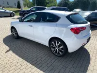 Gebraucht Alfa Romeo Giulietta Super 120 PS (88 kW) 2018 Weiß Kleinwagen