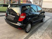 Gebraucht Mercedes A160 Elegance 95 PS (69 kW) 2009 Schwarz Kleinwagen