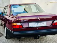 Gebraucht Mercedes 300 179 PS (131 kW) 1989 Rot Limousine