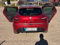 Gebraucht Renault Clio IV 90 PS (66 kW) 2017 Rot Limousine