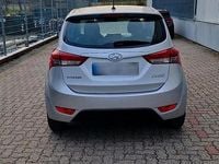 Gebraucht Hyundai ix20 90 PS (66 kW) 2013 Kleinwagen