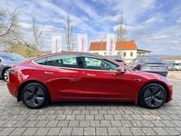 Gebraucht Tesla Model 3 350 kW (476 PS) 2019 Rot Limousine