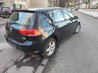 Gebraucht VW Golf VII Trendline 105 PS (77 kW) 2014 Schwarz Limousine