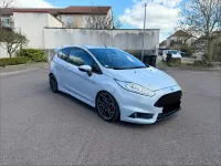 Usata Ford Fiesta ST200 200 CV (147 kW) 2016 Utilitaria