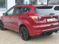 Gebraucht Ford Kuga ST-Line 179 PS (131 kW) 2018 Rot SUV