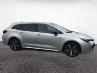 Neu Toyota Corolla 196 PS (144 kW) 2026 Silber Kombi