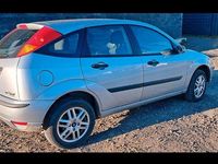Usata Ford Focus 101 CV (74 kW) 2004 Grigio Berlina