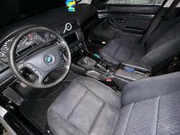 Gebraucht BMW 525 163 PS (119 kW) 2003 Grün Limousine