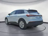Gebraucht Audi Q4 e-tron Basis 125 kW (170 PS) 2023 Weiß SUV