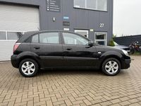 Gebraucht Kia Rio Attract 97 PS (71 kW) 2009 Schwarz Kleinwagen