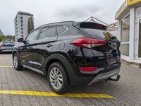 gebraucht Hyundai Tucson Premium 4WD*1.Hd*Pano*LED*R-Kam*Navi*AHK*