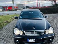 Gebraucht Mercedes C230 Avantgarde 204 PS (150 kW) 2005 Schwarz Limousine