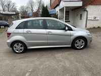 gebraucht Mercedes B180 CDI *Leder*NAVI*AHK*PDC*ALU*FREISPRECH*SHZ