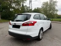 Gebraucht Ford Focus Trend 116 PS (85 kW) 2014 Weiß Limousine