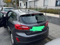 Gebraucht Ford Fiesta Titanium 101 PS (74 kW) 2018 Grau Kleinwagen