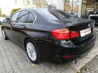 Gebraucht BMW 320 Luxury Line 184 PS (135 kW) 2012 Schwarz Limousine