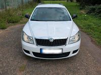 Gebraucht Skoda Octavia 105 PS (77 kW) 2012 Weiß Kombi