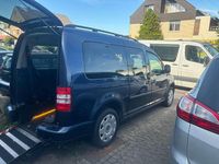 Second-hand VW Caddy Maxi 102 CP (75 kW) 2012 Albastru Monovolum