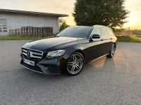 Gebraucht Mercedes E220 AMG line 194 PS (142 kW) 2019 Schwarz Limousine