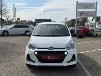 Gebraucht Hyundai i10 Passion 67 PS (49 kW) 2018 Weiß Kleinwagen