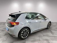 Gebraucht VW ID.3 Pure 110 kW (150 PS) 2022 Mondsteingrau/schwarz Kleinwagen