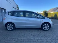 Gebraucht Honda Jazz Trend 90 PS (66 kW) 2009 Silber Kleinwagen
