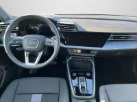 Gebraucht Audi A3 Ambiente 116 PS (85 kW) 2025 Distriktgrün metallic (metallic) Limousine