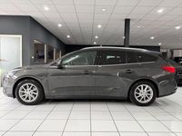 Gebraucht Ford Focus 120 PS (88 kW) 2021 Grau Limousine