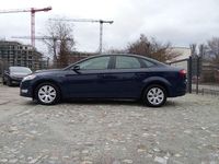 Gebraucht Ford Mondeo Ambiente 140 PS (102 kW) 2013 Blau Limousine