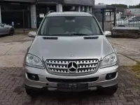 Gebraucht Mercedes ML320 224 PS (164 kW) 2007 Silber SUV