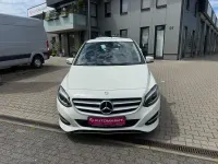 Gebraucht Mercedes B180 122 PS (89 kW) 2015 Weiß Kleinwagen